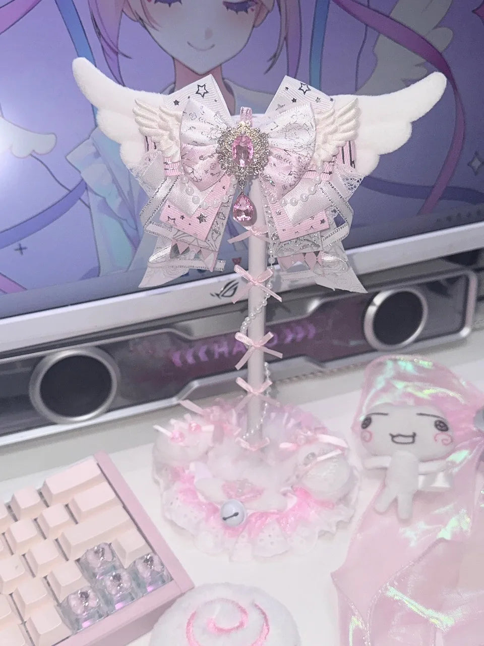 Angel Wings Headphone Stand | Pink Lace Bow · Kawaii Desktop Decoration · Gaming Headset Holder