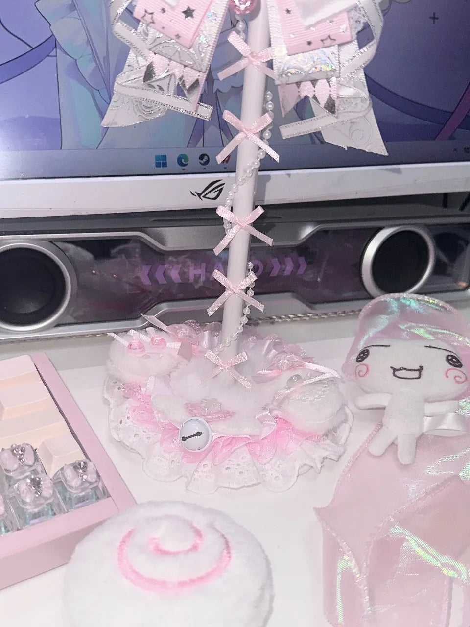 Angel Wings Headphone Stand | Pink Lace Bow · Kawaii Desktop Decoration · Gaming Headset Holder
